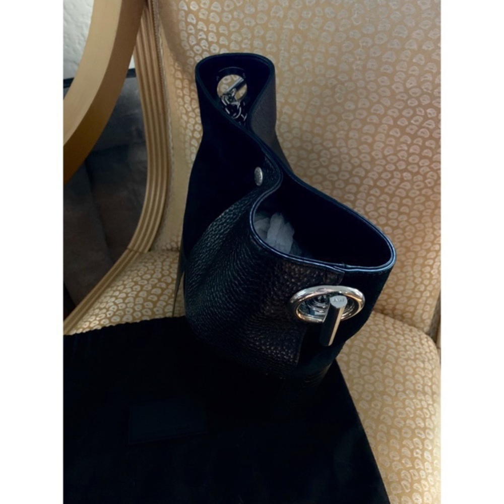 🍒 NWT Alexander Wang Genesis Leather Bucket Bag🍒 - Picture 3 of 8